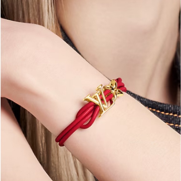 💯% Authentic Louis Vuitton Bloom Bracelet✨ - Picture 2 of 5